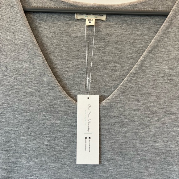 Jersey body con basic knee length dress size medium - Picture 3 of 3